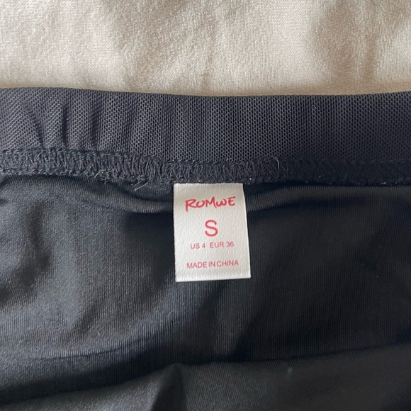 SOLD-Black Mini Skirt - Picture 4 of 4